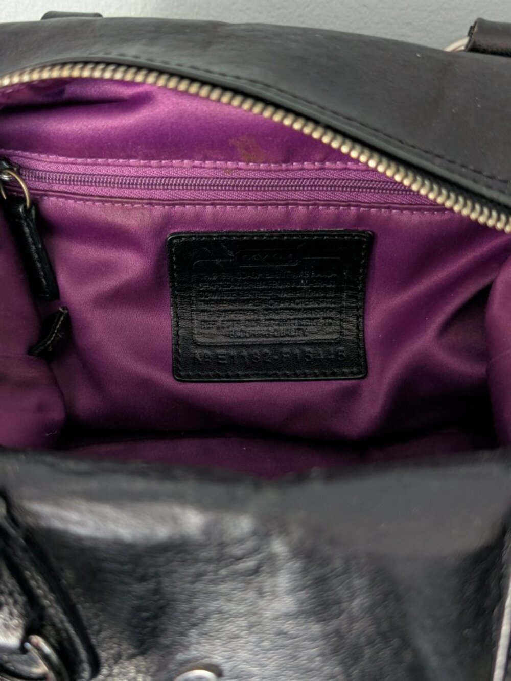 Coach Handbag - Picture 3 of 6